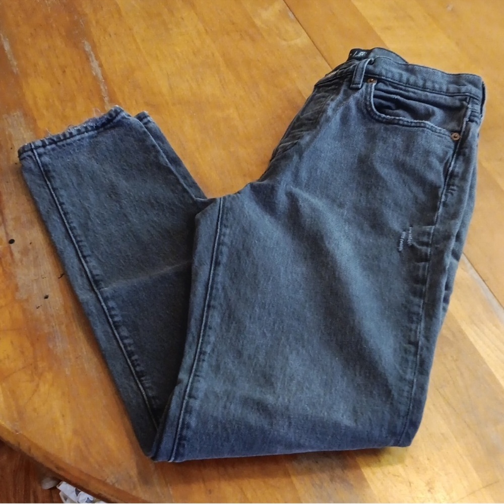 Abercrombie & Fitch 90s Jean stretch 30x34
Distressed Black
